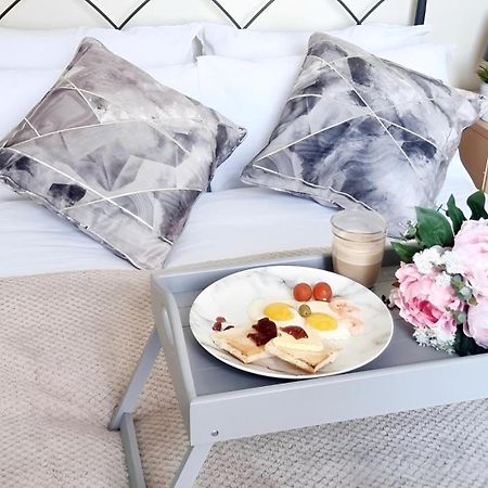Comfy 2 Bedroom Flat Near Edinburgh City Center ภายนอก รูปภาพ